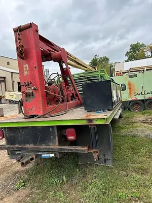 Used CYCLONE UTILITY HOIST MODEL 40 FLEET MASTER PUMP AND WELL SERVICE RIG Service & Utility Trucks Pennsylvania US | East West Machinery & Drilling #1417293