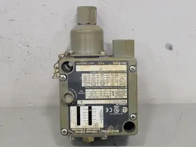 USED ALLEN-BRADLEY 836T-T252J