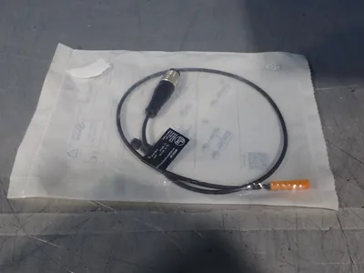 NEW EFECTOR IFM MKT3028BBPKG/G/0,5M/ZH/USMK5130