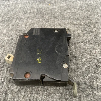 Used cutler hammer CHB120 Circuit Breakers California US | Davliegogo LLC #1705558