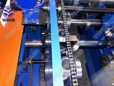 Automatic CZ Purlin Roll Forming Machine in China