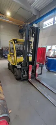 USED 2011 HYSTER H4.5FTS 5