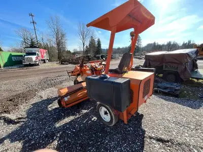 Used _UNKNOWN_ _UNKNOWN_ Mechanical Sweepers Oregon US | KNM Equipment Sales & Service #1363732