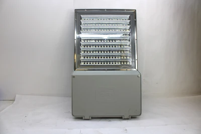 Leotek SL-400S1R2-Fx LED Street Light