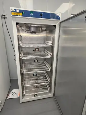 Used _UNKNOWN_ _UNKNOWN_ Thermostatic Incubators Rhode Island US | Federal Equipment Company #1347645