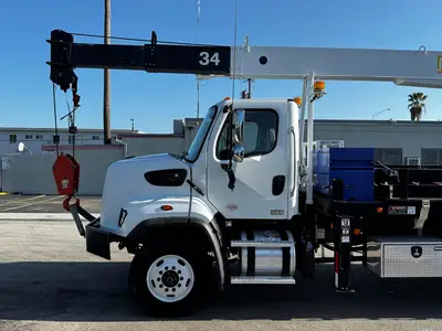 Used 2015 FREIGHTLINER 108SD Service & Utility Trucks Florida US | Truck and Van Outlet #1509214