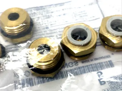 KQ2H10-U04A | SMC  Pneumatic One-Touch Fitting 10mm Tube O.D. 1/2" Thread 5-PACK - New