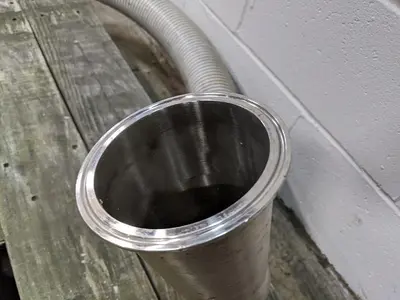 Magnetic Liquid Trap