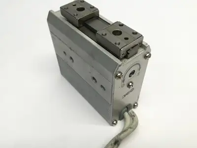 USED SMC BELT DRIVE 2-FINGER ELECTRIC GRIPPER 24V DC