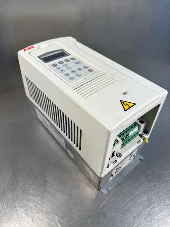 Used ABB ACS800-U1-0011-5+P901 Variable Speed Drives South Carolina US | Palmetto Automation #1159870