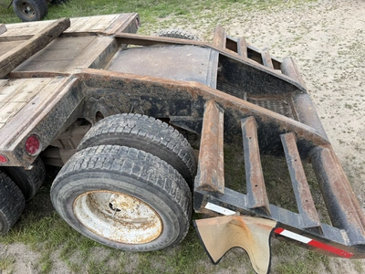 Used 1995 VOLVO _UNKNOWN_ Flatbed Trucks Michigan US | Miedema Asset Management Group #1372465