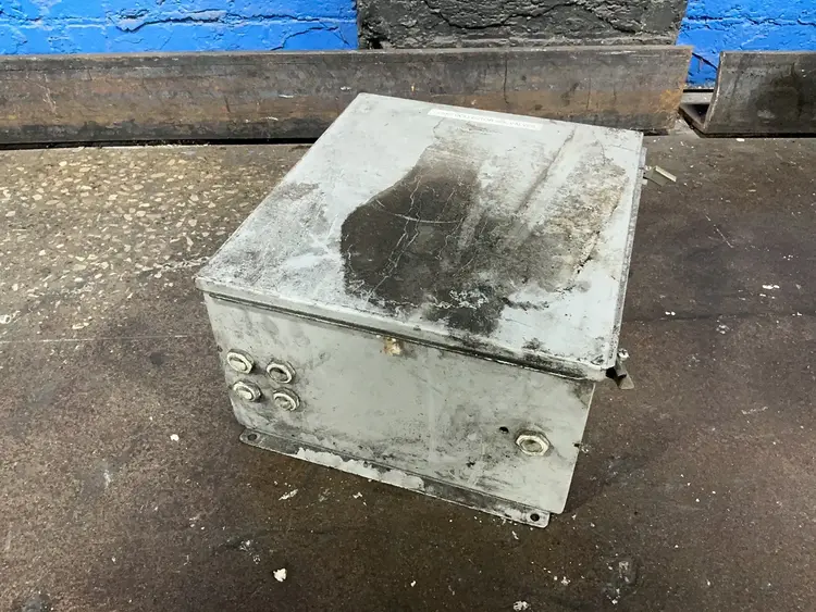 Used HUBBELL WIEGMANN B161408CH Electrical Boxes Ohio US | HGR 24 #1312178