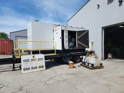 USED PERKINS 475KW TRAILER MOUNTED DIESEL GENERATOR