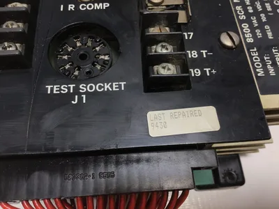 SECO 8500 SCR Motor Speed Control Input 120VAC Output 100VDC 60Hz 1HP 15Amperes