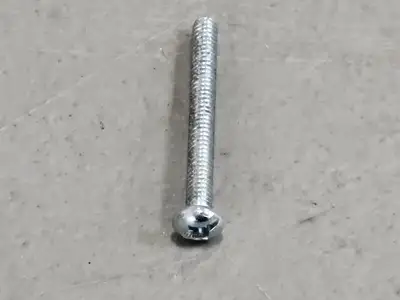 8-32 x 1-1/2" Round Comb Head Machine Screw (Box of 73)