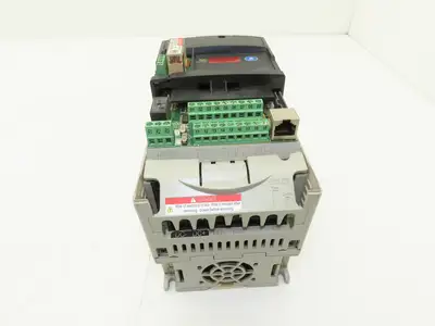 Allen Bradley 22D-D2P3N104 PowerFlex 40P AC Drive 460VAC 1.0HP 3Ph FRN 2.01