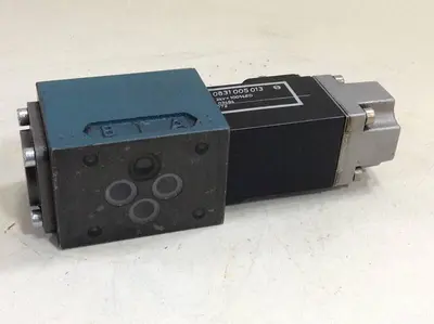 USED BOSCH 0 810 090 103
