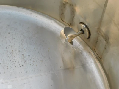 USED 1500 GALLON MIXING TANK 1500 GALLON