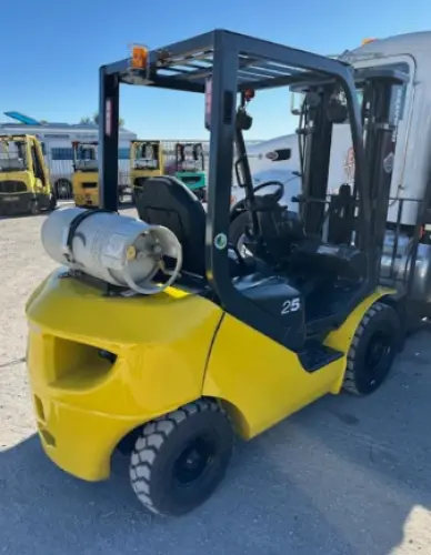 Used 2006 KOMATSU FG25T Internal Combustion Forklifts: Pneumatic Tire Pennsylvania US | National Lift Equipment #1382584