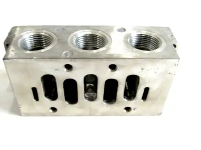 NEW REXROTH P68420 VALVE SUBBASE