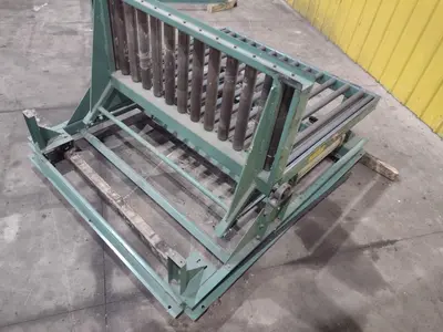 60" x 48" ROACH PNEUMATIC LIFT & TILT UPENDER / TABLE WITH ROLLER CONVEYOR : YOBRO #24710