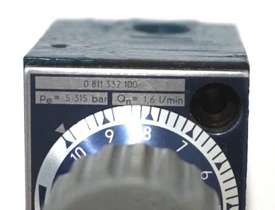 NEW BOSCH 0-811-332-100 VALVE 0811332100