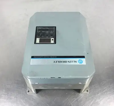 ALLEN BRADLEY 1333-AAN /B Adjustable Frequency Drive Out: 3Ph 1.4KVA 2.1A. 1B