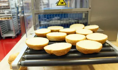 KRUMBEIN | HS300 Horizontal Tabletop Slicer | Cake Slabber