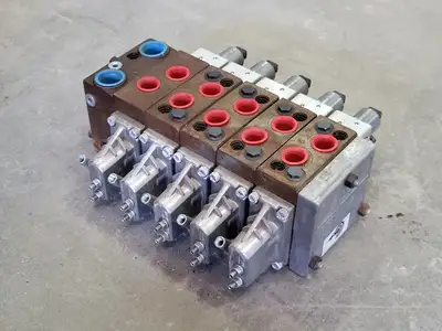 NEW SAUER DANFOSS PVHC 11061227