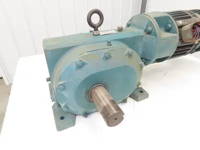 Reliance Master XL Gearmotor 70:1 Ratio 24rpm 3Hp 230/460V 3PH LH 182TC w/Brake