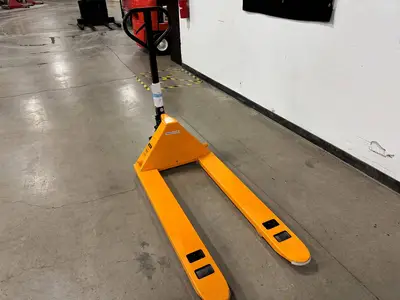 Used NEW ULINE H-1043 PALLET JACK Pallet Jacks Minnesota US | Birnstengel Equipment #1554068