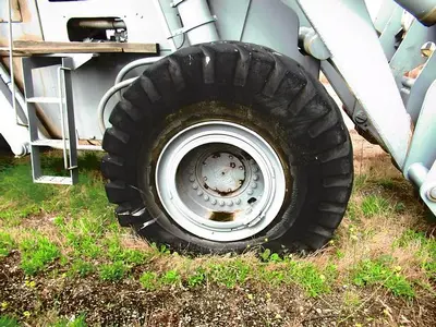 USED PETTIBONE 402A CARRY-LIFT