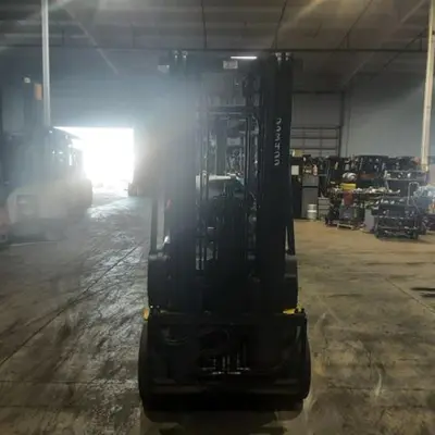 USED 2018 KOMATSU FG32SHT-16