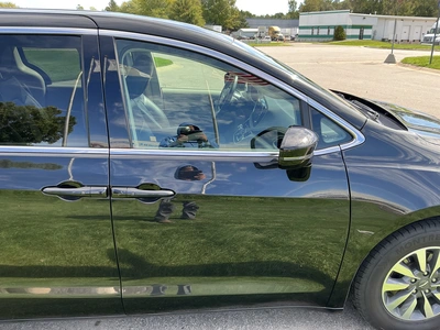 Used 2024 CHRYSLER PACIFICA HYBRID Vans Michigan US | Miedema Asset Management Group #1461350