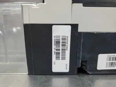 USED Siemens HDX3B060F 60A Breaker w/3VL9300-3HF01 Control Switch