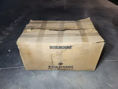 NEW ROSEMOUNT 3051S2TG3A2B11F1AD01K6M5P1Q4Q8A1003