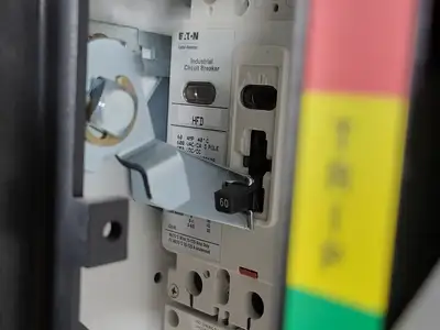 Used EATON CUTLER-HAMMER HFD3060S Switchgears British Columbia CA | Lenmark #239887