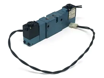 825C-PM-611BA-572 | MAC Valves  Solenoid Valve - Used