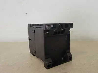 USED SIEMENS 3RT10151AK61
