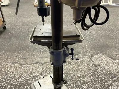 Used DELTA _UNKNOWN_ Drill Press (Woodworking) Ohio US | HGR 24 #1518921