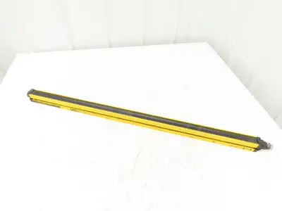 Sick C40S-0903CA010 C4000 Series Safety Light Curtain Sender 900mm 24vdc