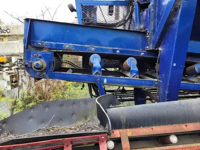 USED 2003 CANAMERICAN STONE SPREADER SOIL KING XL19
