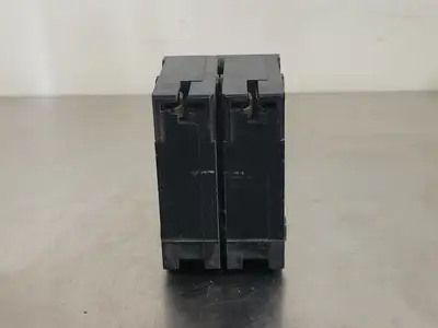15 Amp, 2 Pole, 120/240 volts Circuit Breaker