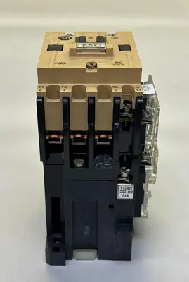 USED ALLEN-BRADLEY 100-A30NZ*3