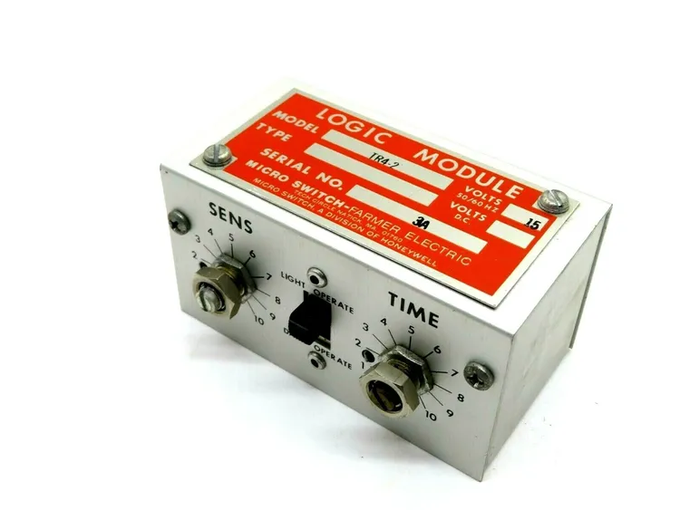 Used MICRO SWITCH _UNKNOWN_ Relays & Switches | SB Industrial Supply #820552