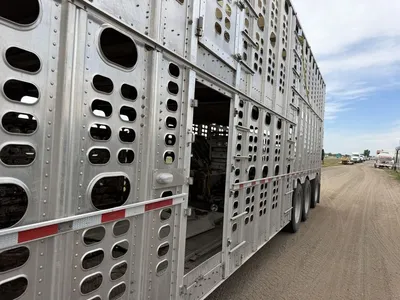 Used 2022 WILSON LIVESTOCK TRAILER Livestock Trailers Minnesota US | Carco Truck & Equipment #1513858
