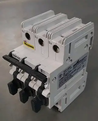 Cooper Bussmann CCP-3-30CC Fuse Holder Loc4C21