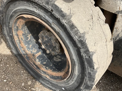 Used TOYOTA 42-6FGU25 Internal Combustion Forklifts: Pneumatic Tire Michigan US | Miedema Asset Management Group #1461582