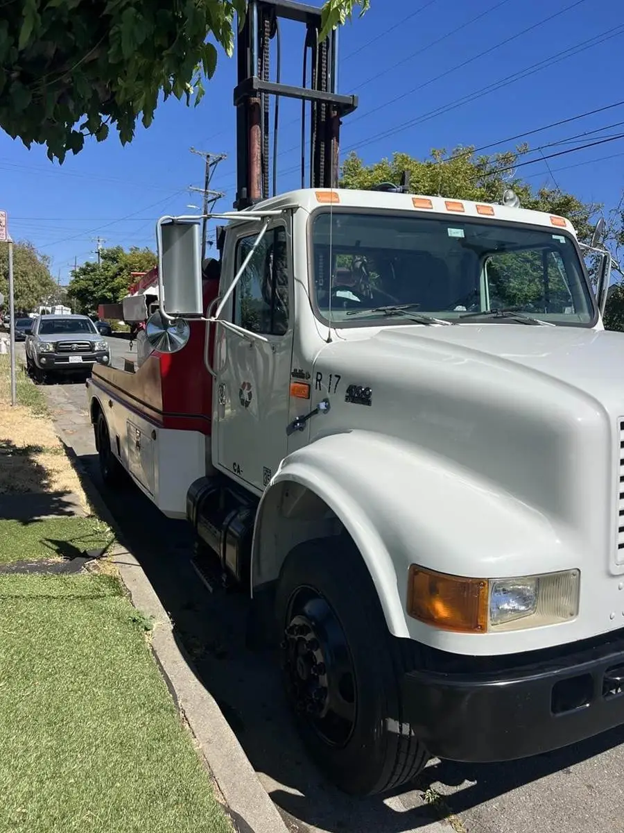 Used 2000 INTERNATIONAL 4700 Dump trucks California US | Ben Kaplan Equipment #1279510