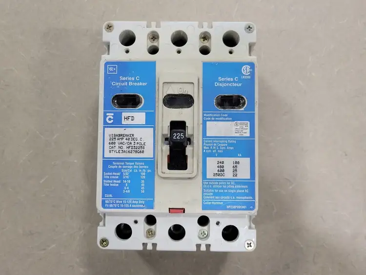 Used CUTLER-HAMMER HFD3225S Switchgears British Columbia CA | Lenmark #242512